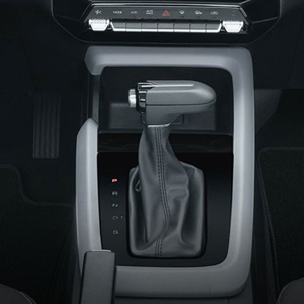 Palanca de velocidades en color negro disponible para Chevrolet Aveo sedán 2025
